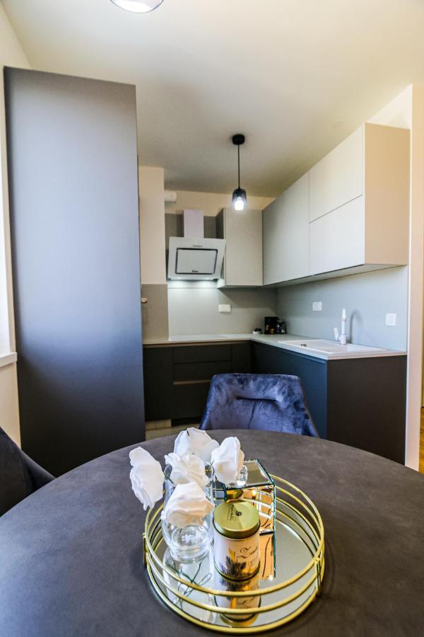 Luce Gold Apartment Zadar Buitenkant foto