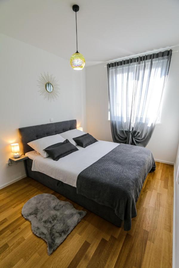 Luce Gold Apartment Zadar Buitenkant foto