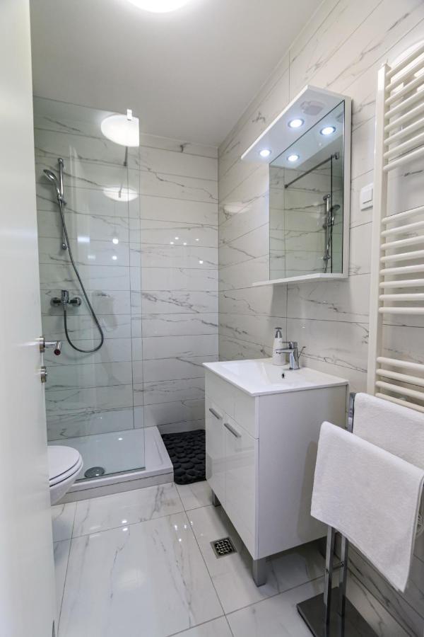 Luce Gold Apartment Zadar Buitenkant foto